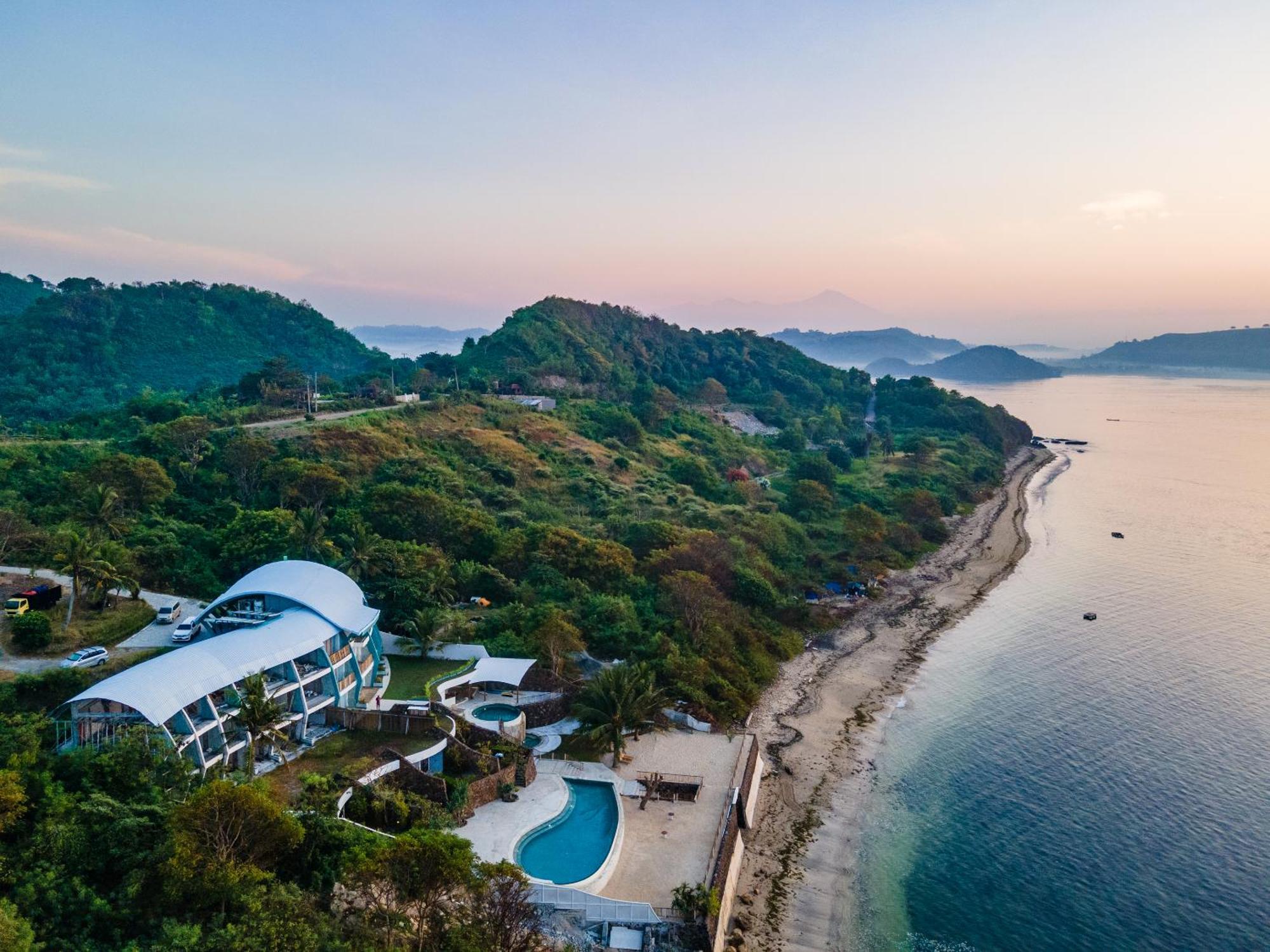 Inlight Lombok Beach Hotel Kuta  Exterior foto